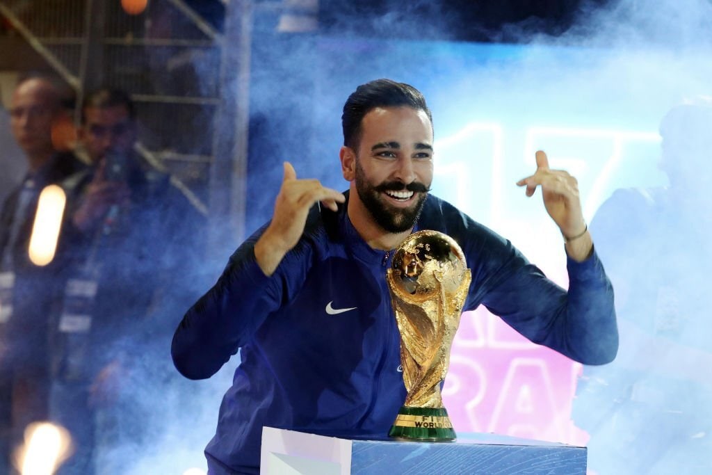 عادل رامی قهرمان جام جهانی 2022
