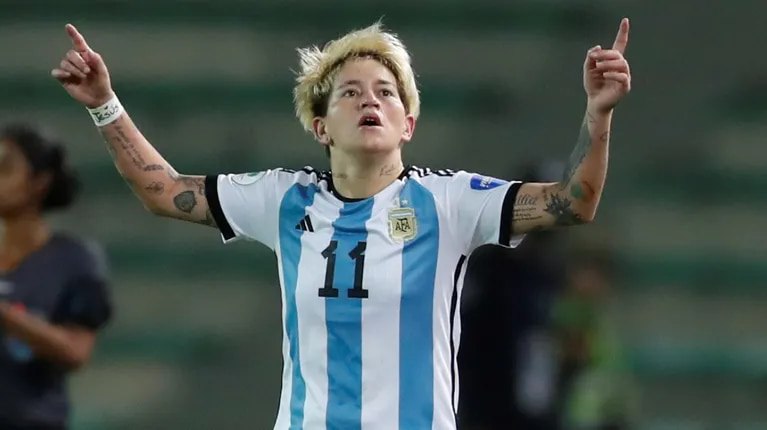 تتوی جالب مهاجم تیم ملی زنان آرژانتین