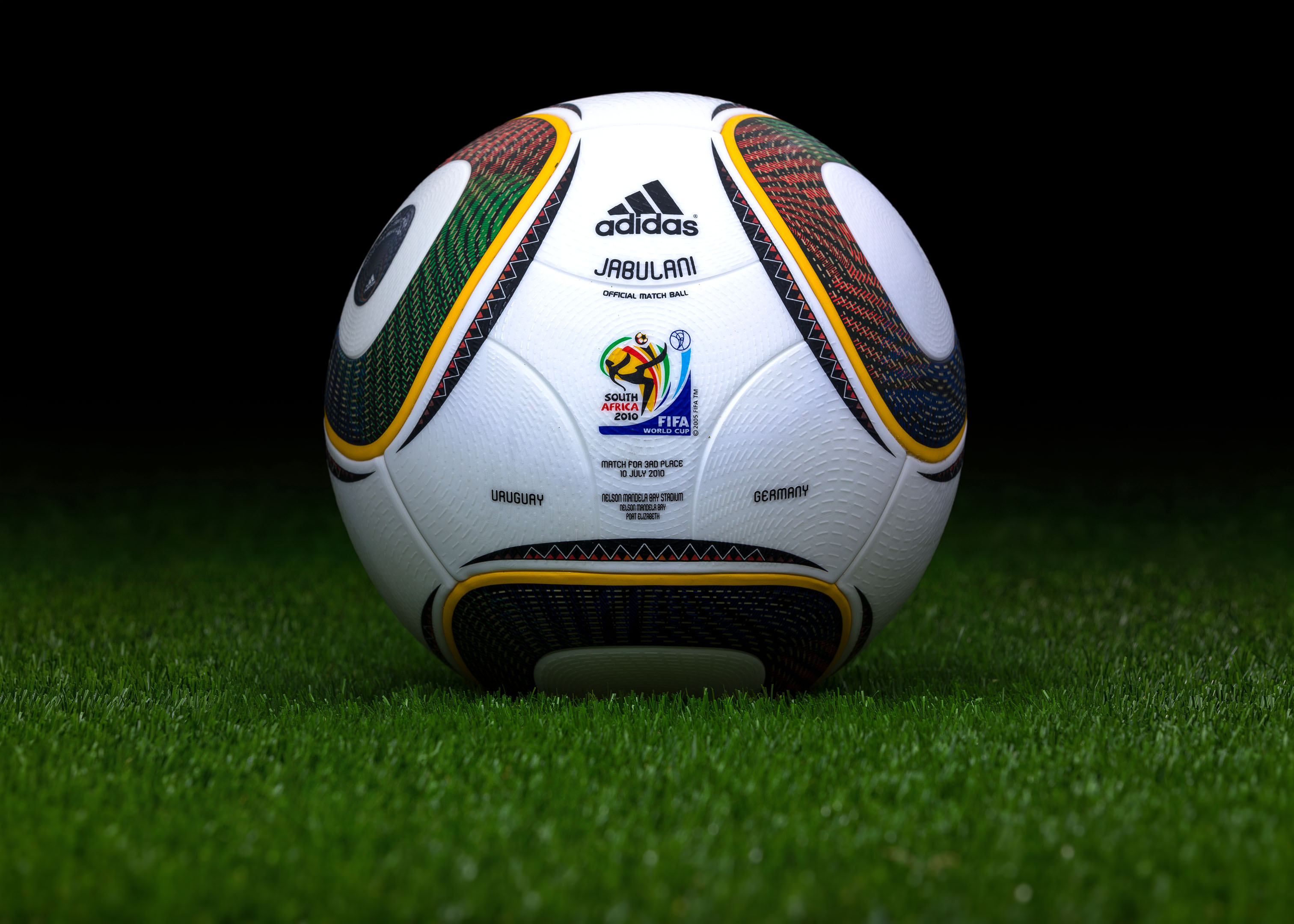 Мяч 2010 года. Мяч футбольный adidas Jabulani. Adidas Jabulani 2010. Adidas Jabulani Match Ball 2010. Мяч адидас Джабулани.