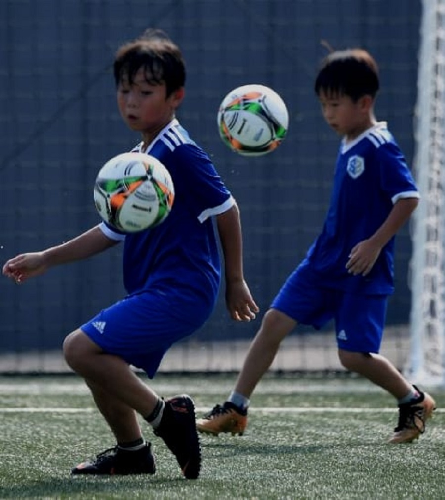 علاقه سون از کودکی به فوتبال